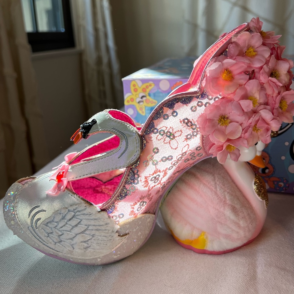 Irregular Choice Swan Platform Heels size 9